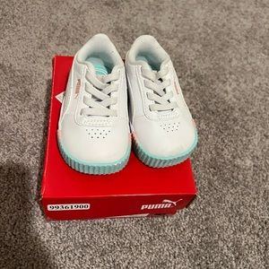 Puma sneakers for girl toddler’s
